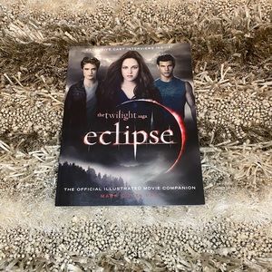 𝓉𝒽ℯ 𝓉𝓌𝒾𝓁𝒾ℊ𝒽𝓉 𝓈𝒶ℊ𝒶 ℯ𝒸𝓁𝒾𝓅𝓈ℯ!